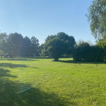 L Auvetia - 150 M Du Circuit Des 24h