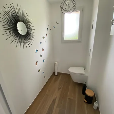 L Auvetia - 150 M Du Circuit Des 24h Arnage