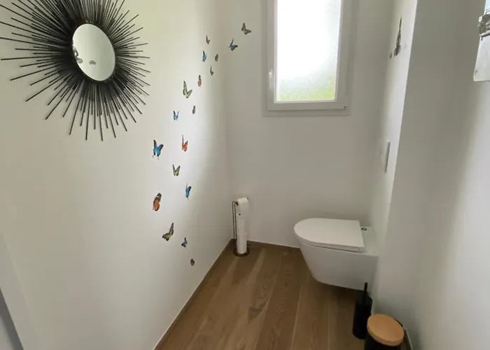 L Auvetia - 150 M Du Circuit Des 24h Arnage